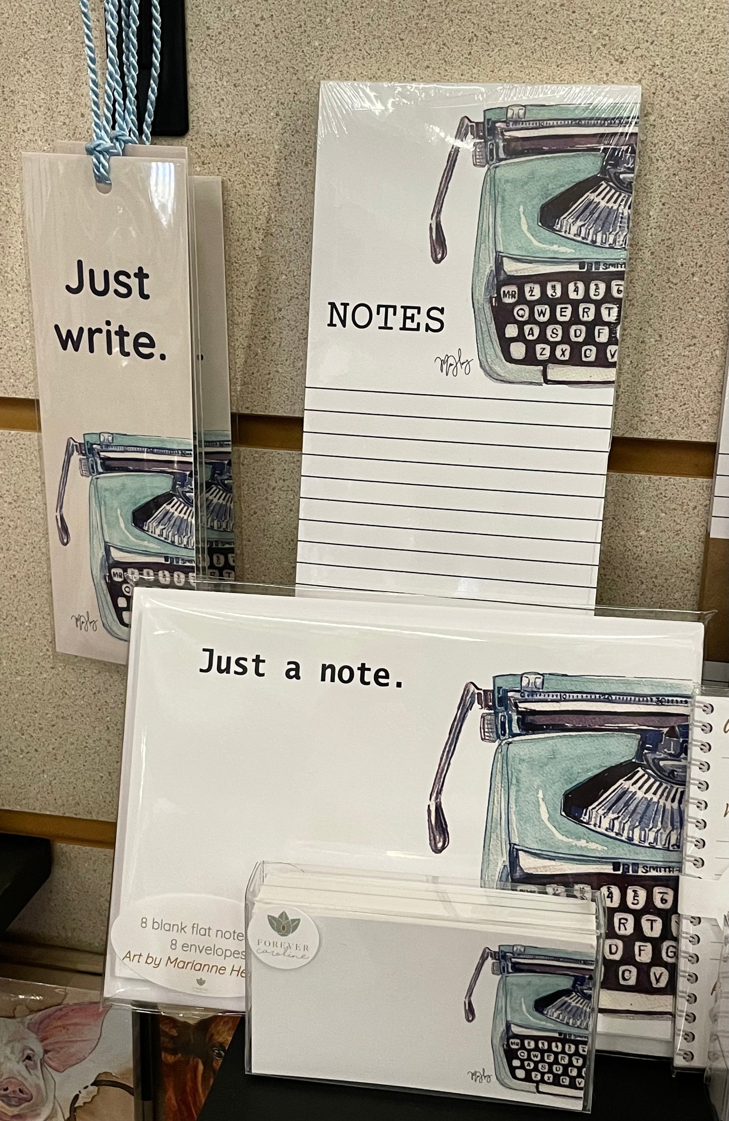 Magnetic Notepad w/ Vintage Blue Typewriter Artwork & "Notes"