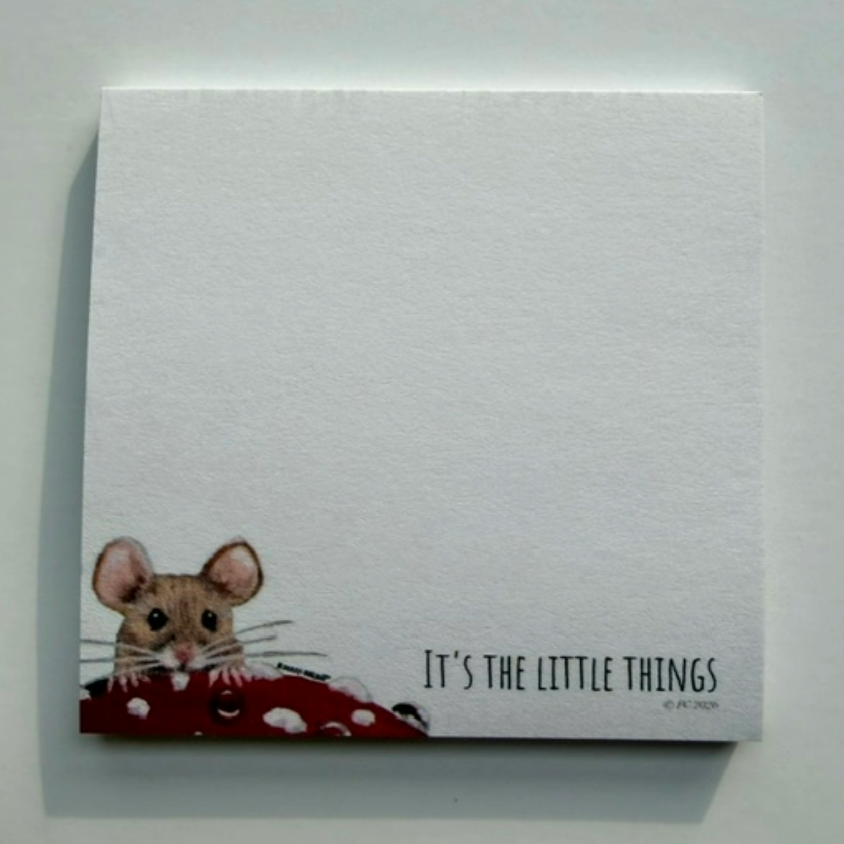 Sticky Notes w/ Mouse Peeking Over Red Toadstool - "It's the Little Things"